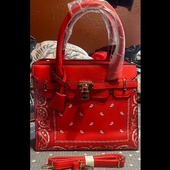 BAG BUNDLE - Picture 6 of 8